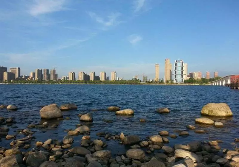 Hotelli Hampton By Hilton Donghai Shuijingcheng