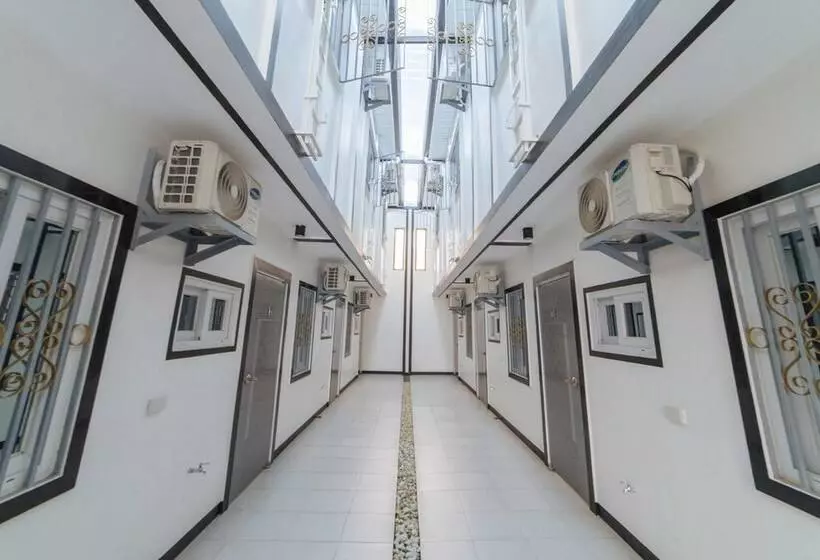 Hotelli Reddoorz @ Colorado Street Angeles City