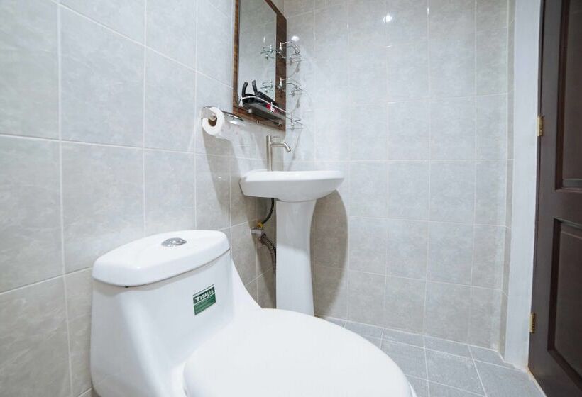 בית מלון כפרי Reddoorz @ Colorado Street Angeles City