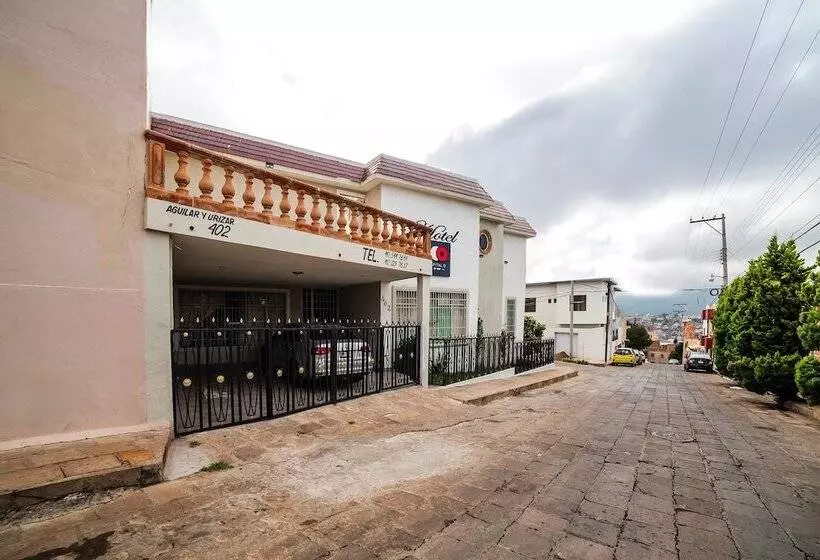 پانسیون Capital O Posada Del Virrey