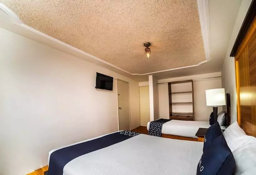 پانسیون Capital O Posada Del Virrey