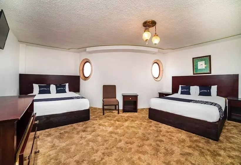 پانسیون Capital O Posada Del Virrey