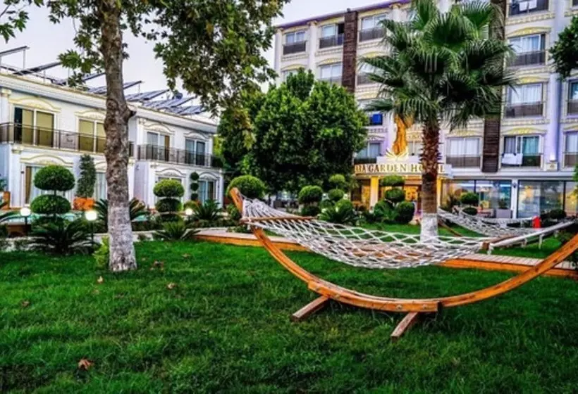 هتل Lara Garden