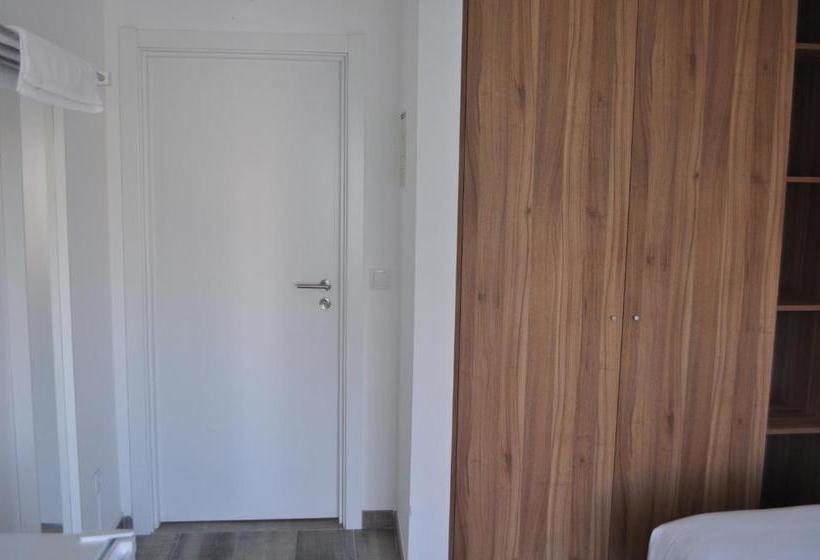 Ostello My Home In The City