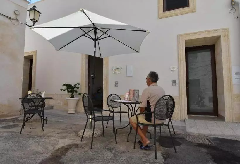 Aamiaismajoitus (B&B) La Gemma Del Sud