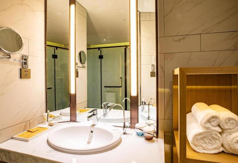 Hotel Metropolo Jinjiang Weihai Railway Station