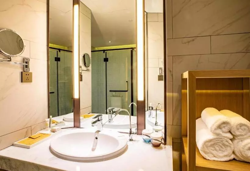 Hotelli Metropolo Jinjiang Weihai Railway Station