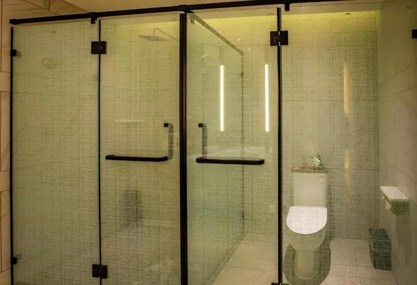 Hotelli Metropolo Jinjiang Weihai Railway Station