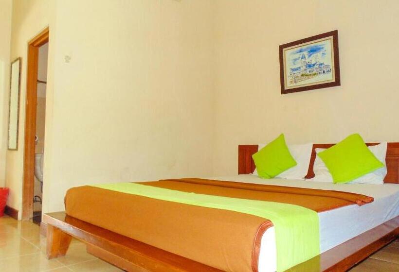 בית מלון כפרי Pendopo 45 Resort