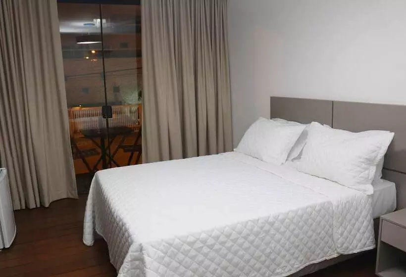 پانسیون Transcar Suites