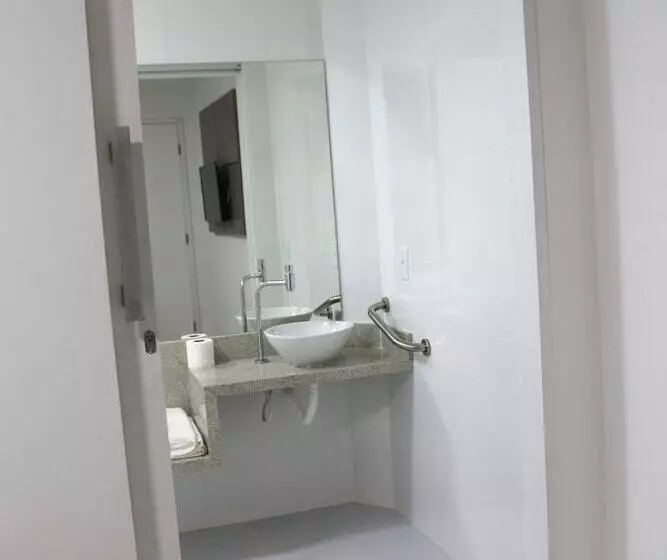 پانسیون Transcar Suites