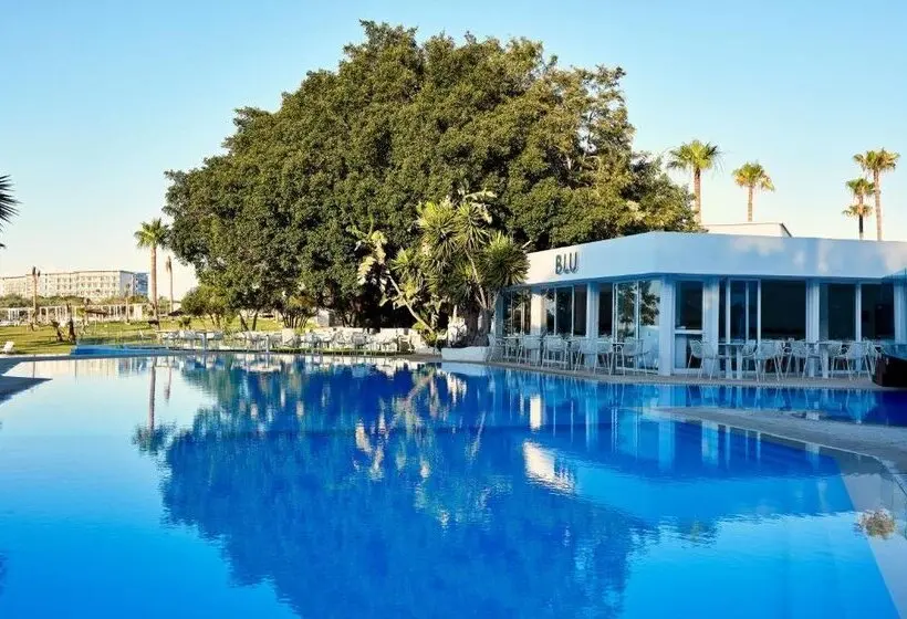 So White Beach Resort