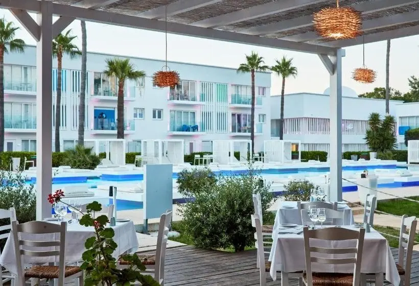 So White Beach Resort