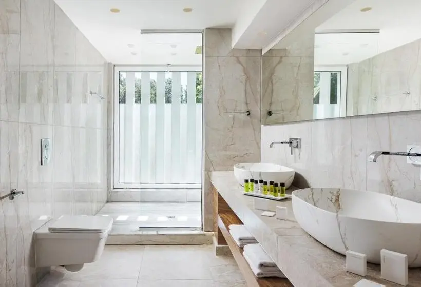 So White Beach Resort