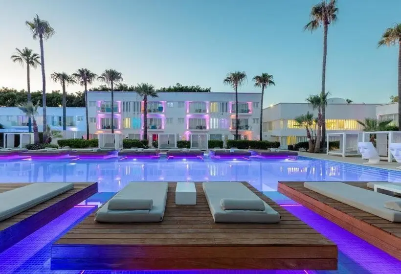 So White Beach Resort