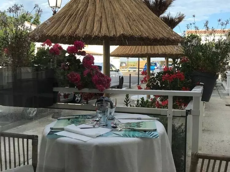 Hotelli Le Neptune En Camargue