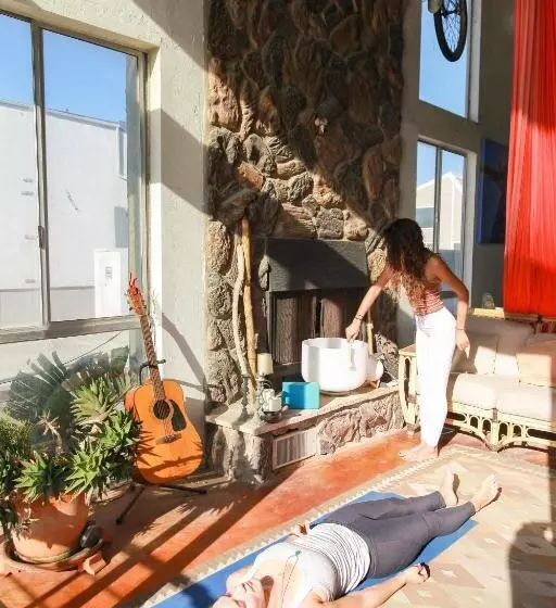 Ocean Front Vortex Female Hostel Private Rooms Free Bikes