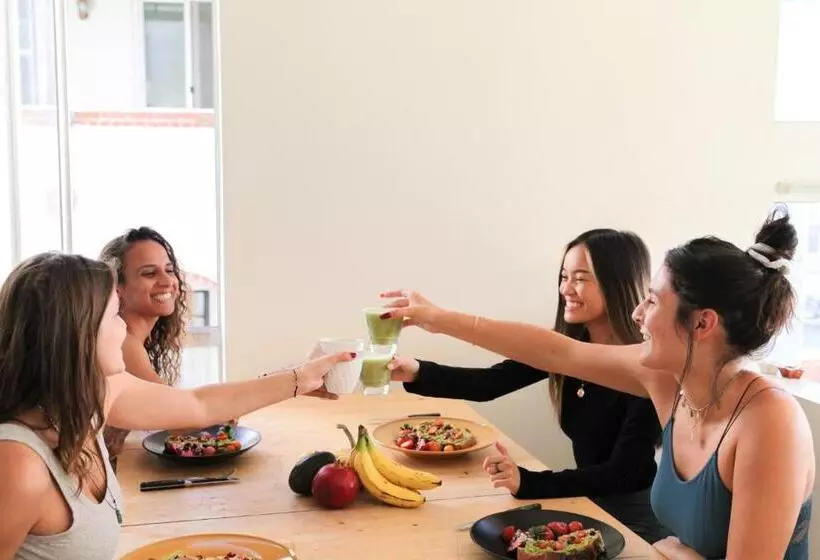 Ocean Front Vortex Female Hostel Private Rooms Free Bikes