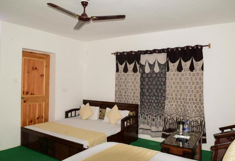 אתר נופש The Holidays Club