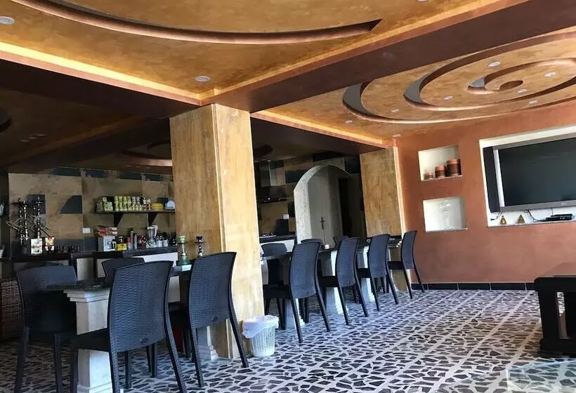 Shurooq Shams Hotel & Tours By Sunrise