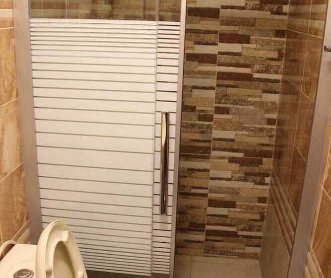 Shurooq Shams Hotel & Tours By Sunrise