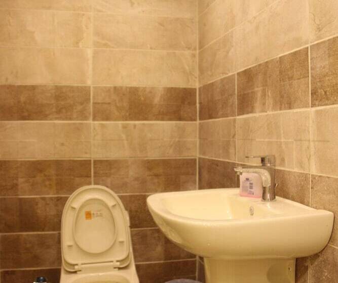 Shurooq Shams Hotel & Tours By Sunrise