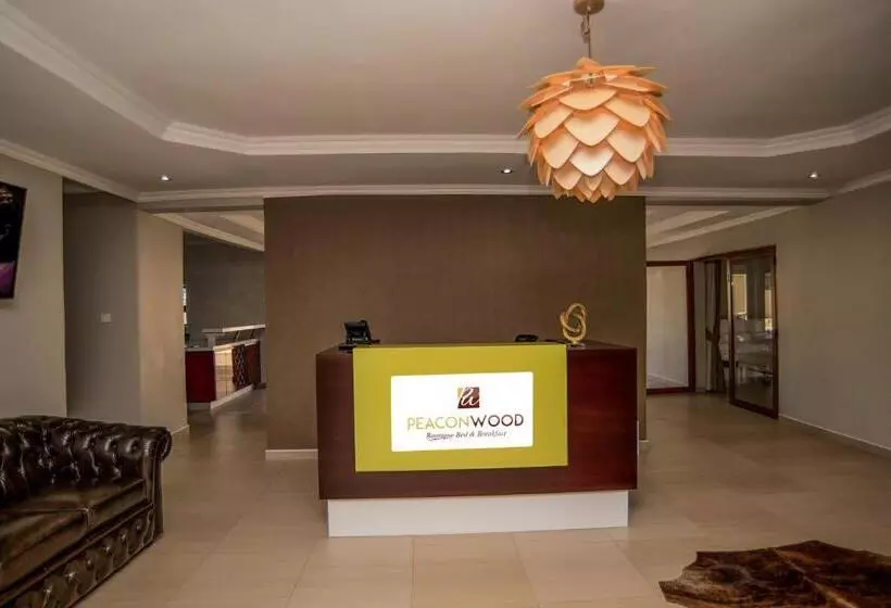 تختخواب و صبحانه Peaconwood Boutique Villa