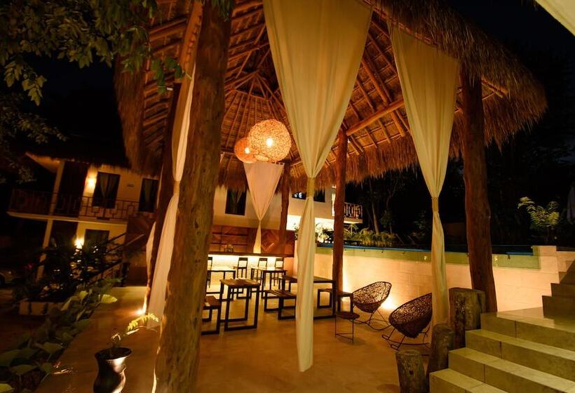 فندق Diosa Del Agua Bacalar