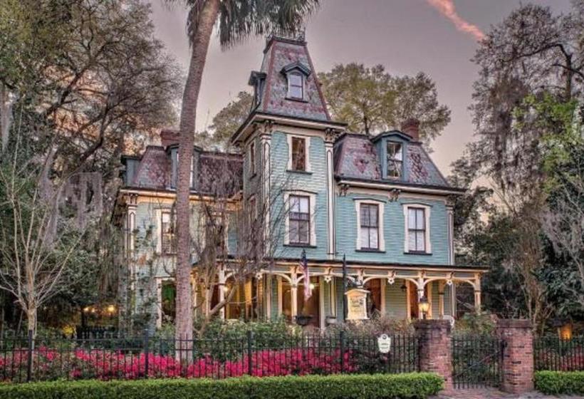 Magnolia Plantation Bed And Breakfast