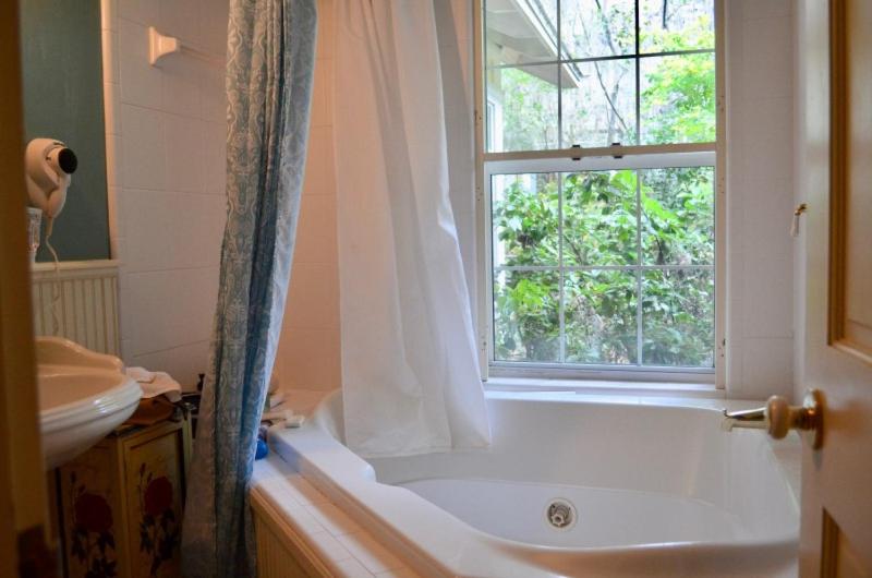 Magnolia Plantation Bed And Breakfast