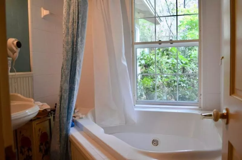 Magnolia Plantation Bed And Breakfast