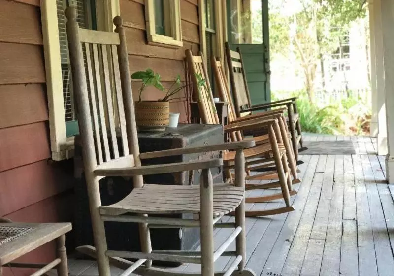 Magnolia Plantation Bed And Breakfast