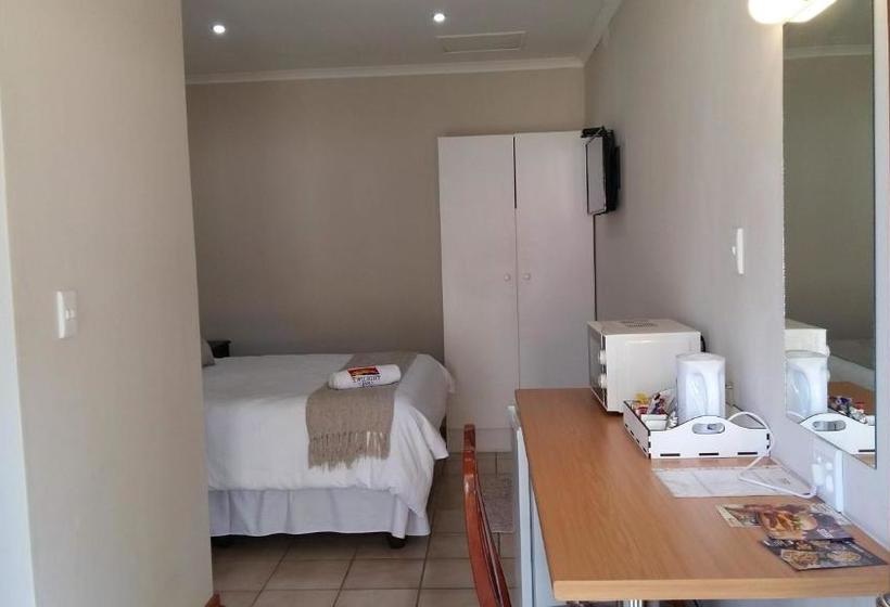 פנסיון Twilight Inn