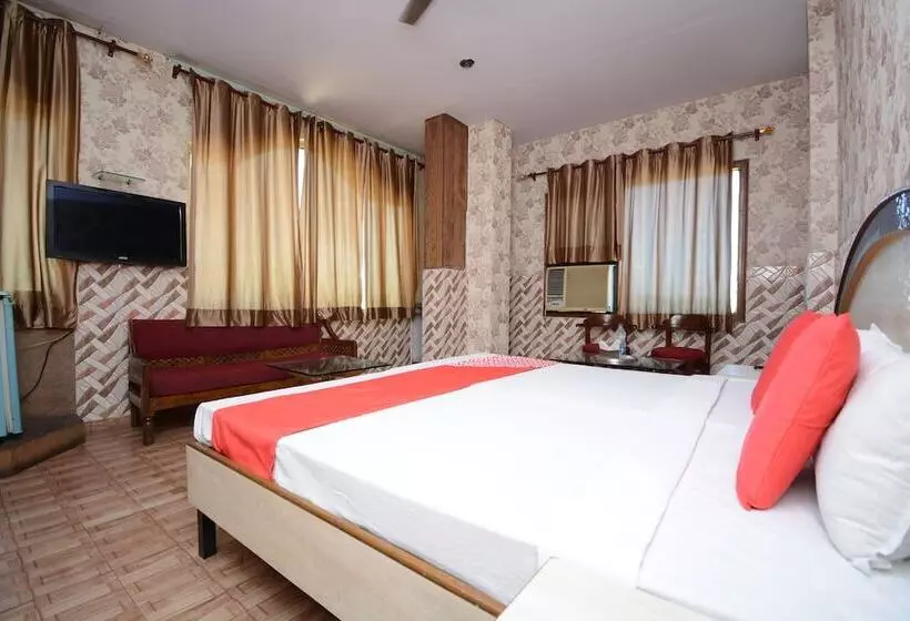 Hotelli Oyo 36280 Vijay Resorts