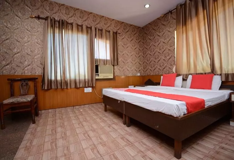 Hotelli Oyo 36280 Vijay Resorts