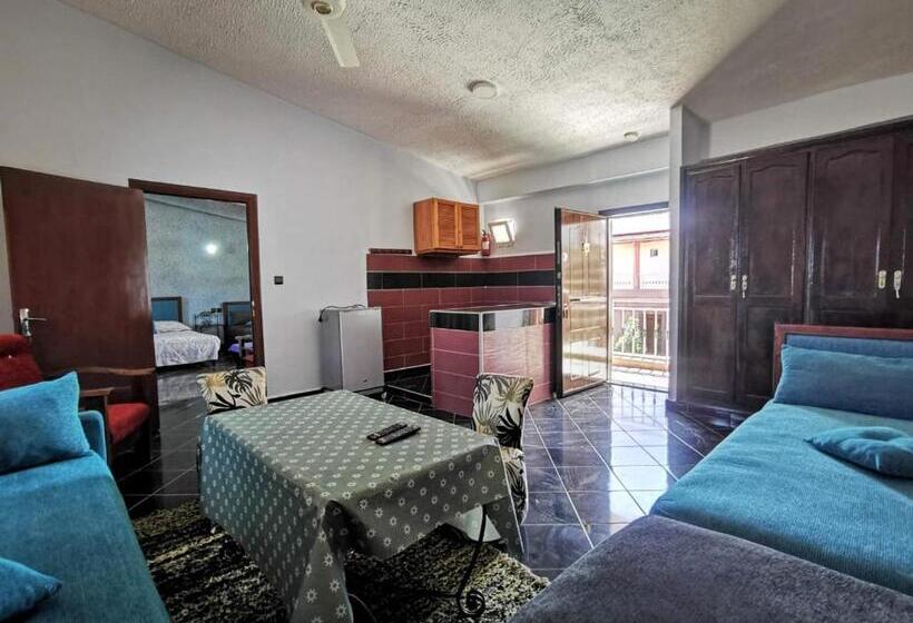 هتل Résidence Touristique Du Chêne Vert