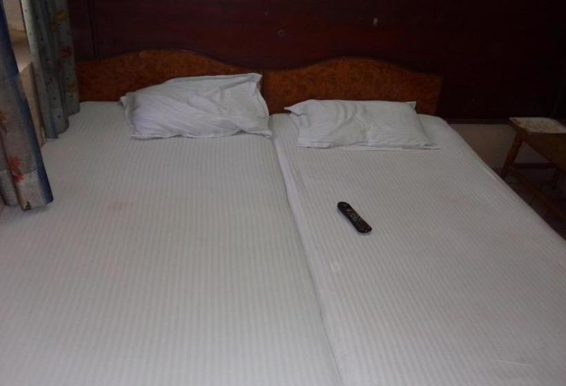 בית מלון כפרי Chandra Lokk