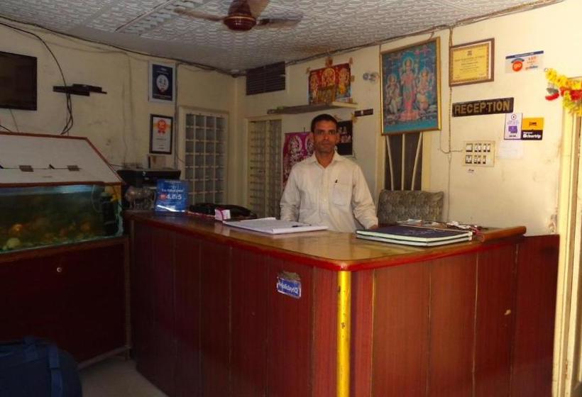 בית מלון כפרי Chandra Lokk