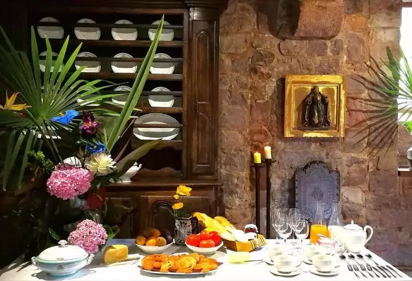 Majatalo Hostal Palacio Jaureguia