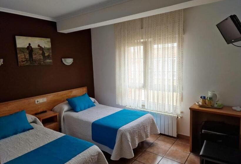 پانسیون Hostería Vistapark