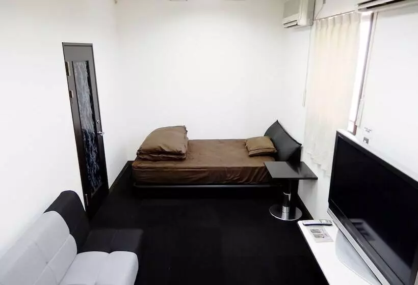 ユースホステル Space Ajito