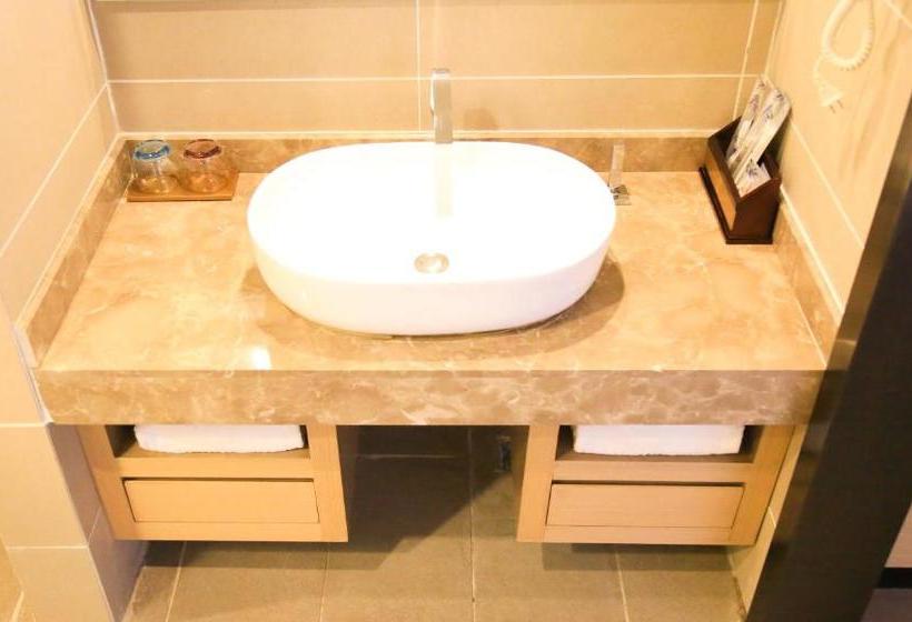 Lavande Hotel Yinchuan Beijing East Road Tourist Bus Station