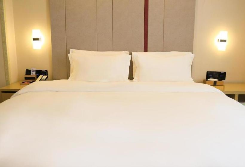 Lavande Hotel Yinchuan Beijing East Road Tourist Bus Station