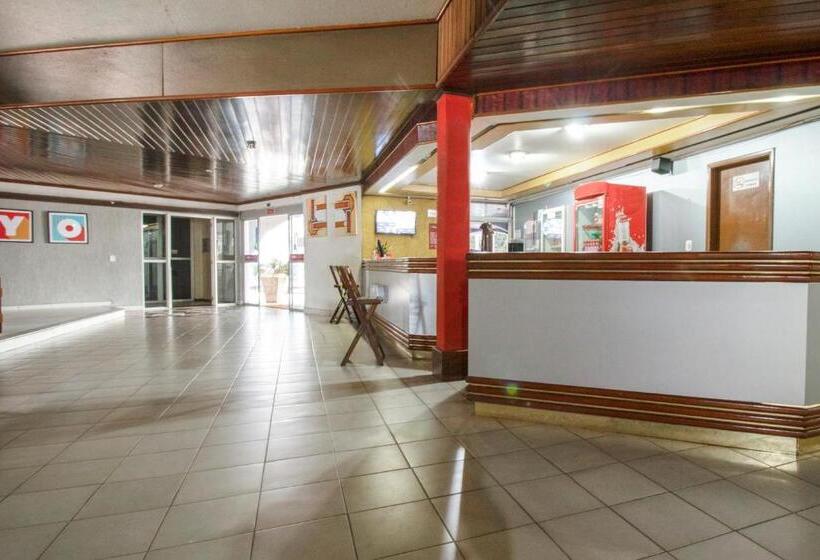 ホテル New Anápolis