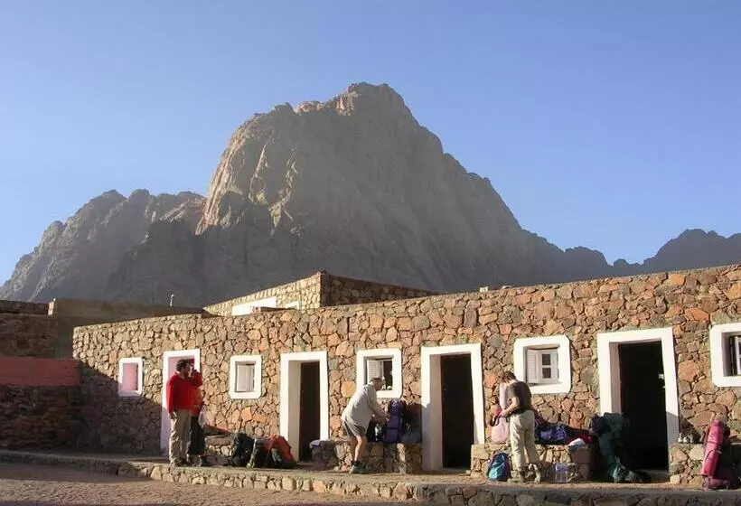 هتل Sheikh Mousa Bedouin Camp