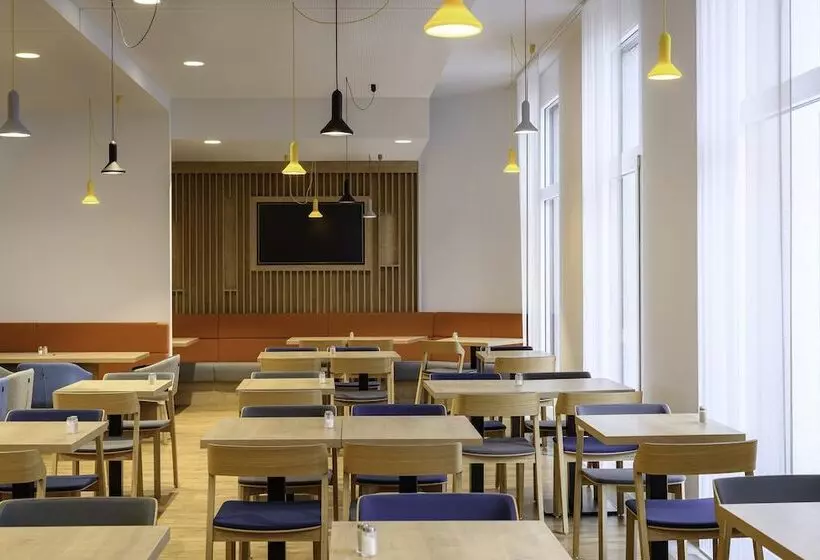 ホテル Holiday Inn Express   Regensburg, An Ihg