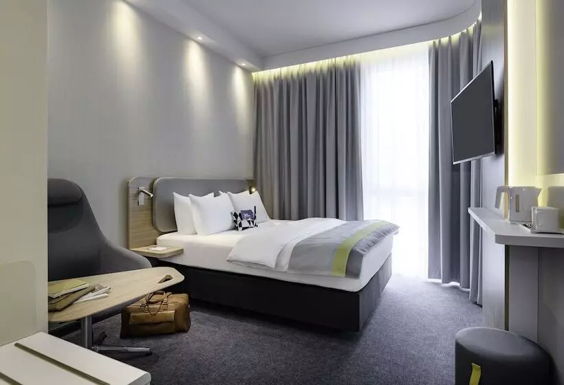 ホテル Holiday Inn Express   Regensburg, An Ihg
