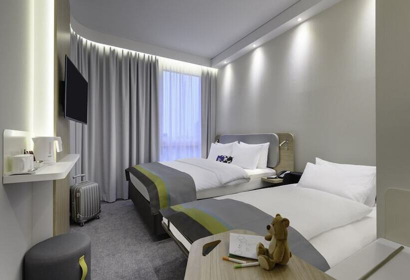 ホテル Holiday Inn Express   Regensburg, An Ihg