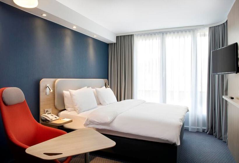 ホテル Holiday Inn Express   Regensburg, An Ihg
