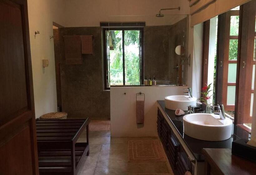 בית מלון כפרי Rosyth Estate House